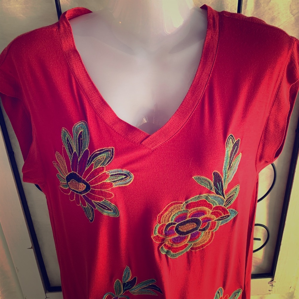 Cable &Gauge floral tee